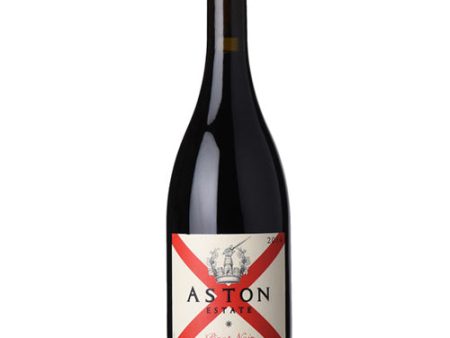 Aston Estate Pinot Noir 2018 - 750ML For Sale